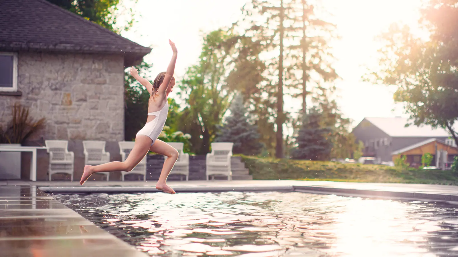 Leisure Pools Columbus Leisure Pools Columbus: fiberglass pool installations for Ohio